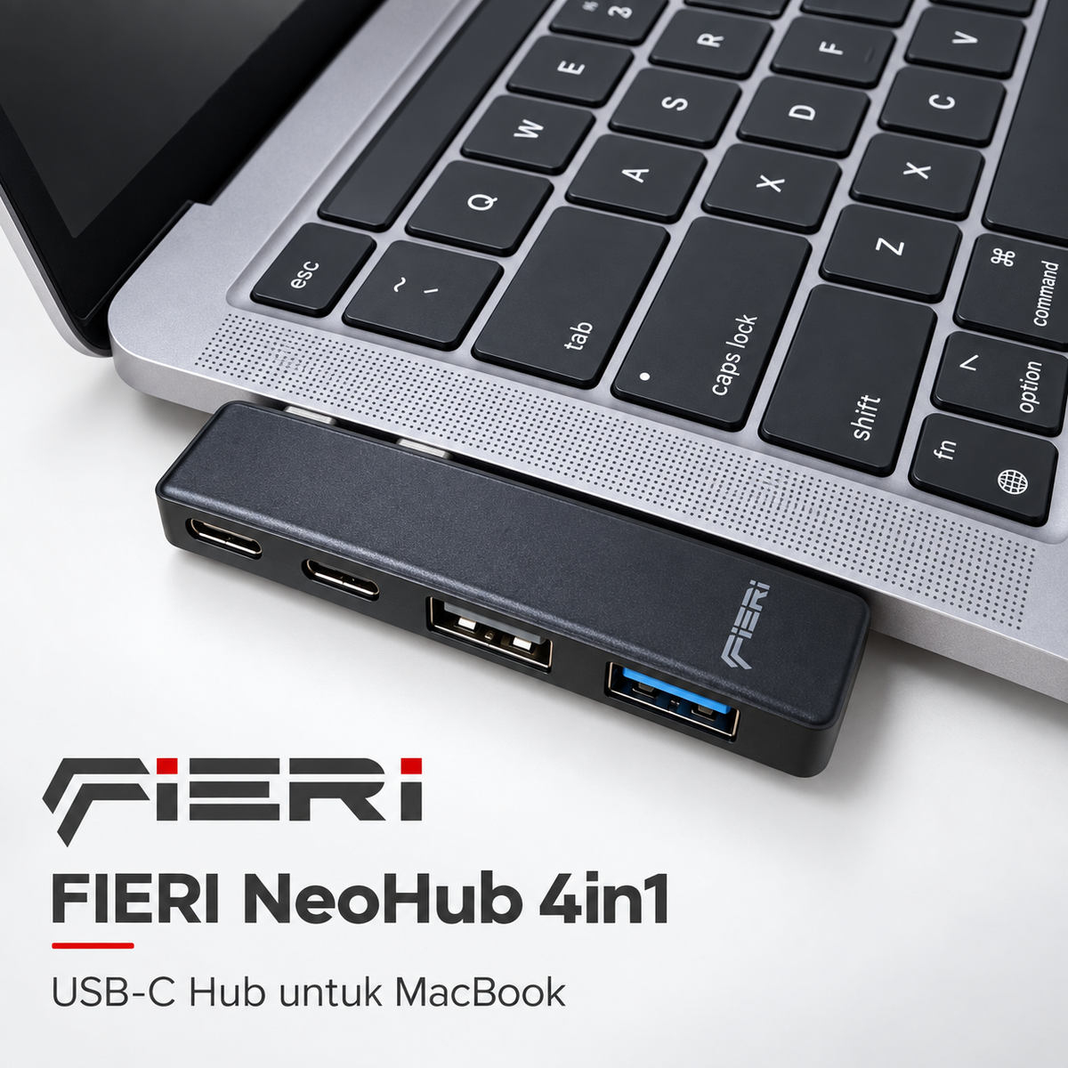 FIERI NeoHub 4in1 USB hub dual USB-C terpasang di sisi MacBook, dengan dua port USB-C dan dua USB-A.