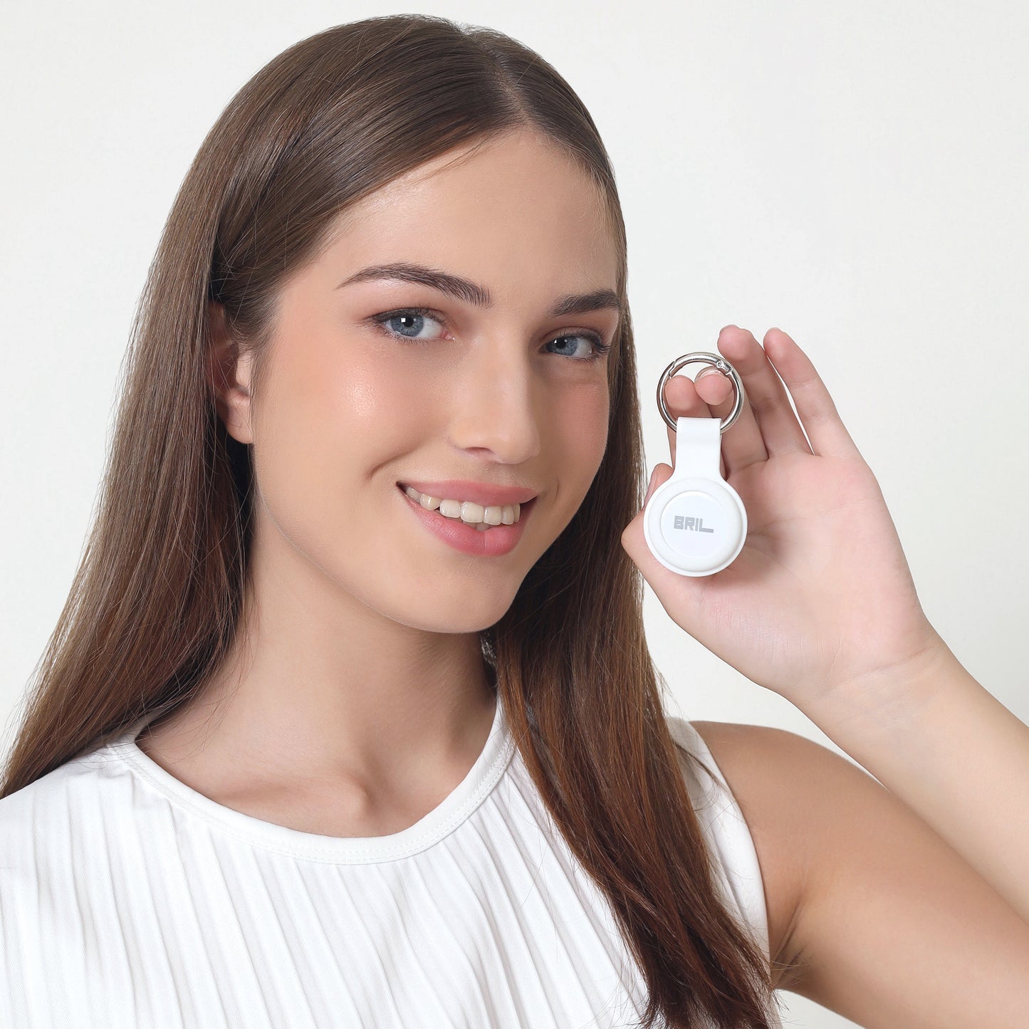 Bril Smart Finder Tag — Apple Certified. Seamlessly Works with Find My